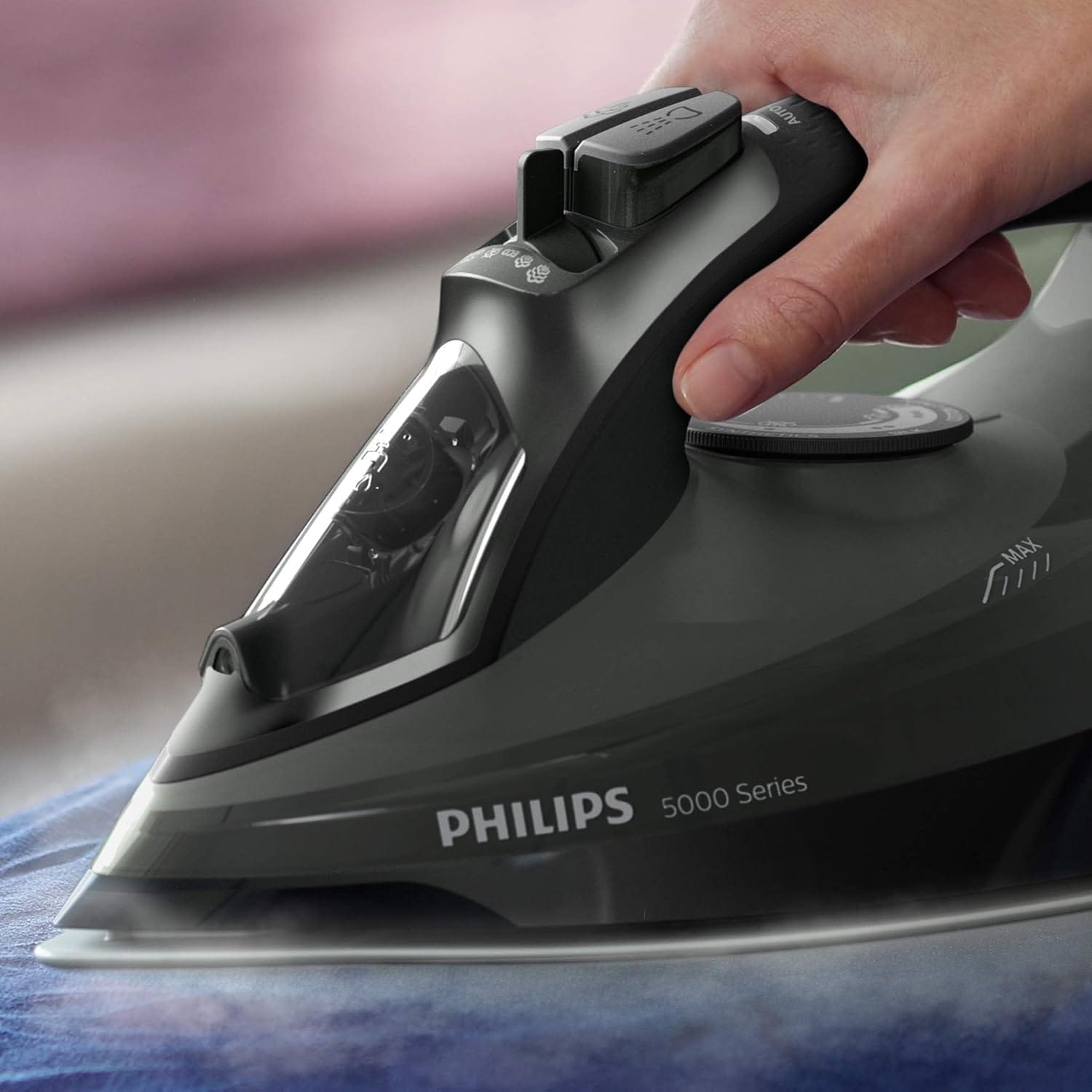 Philips 5000 Series Steam Iron, 2600 W, DST5040/86 BLACK - Image 4